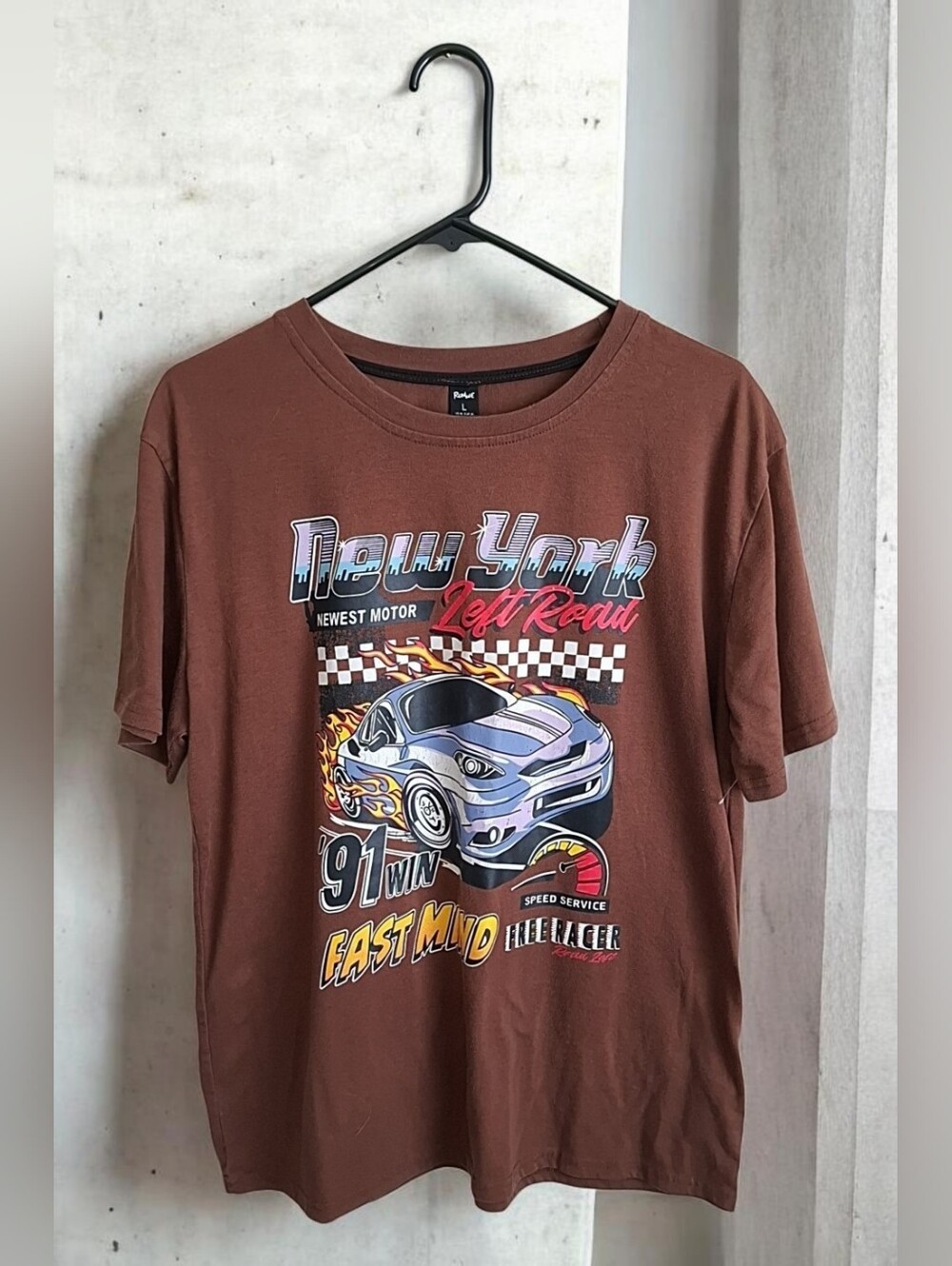 Men's Brown Graphic Car Print Crewneck T-Shirt